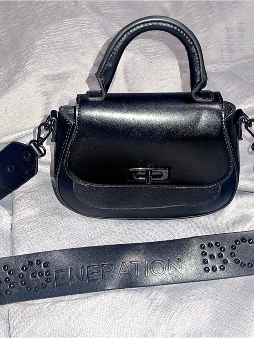 BCBGMAXAZRIA Shoulder Bag in Black